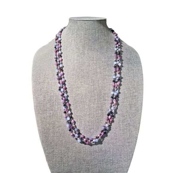 Vintage 70s Lavendar Triple Strand Bead Necklace - Picture 11 of 14